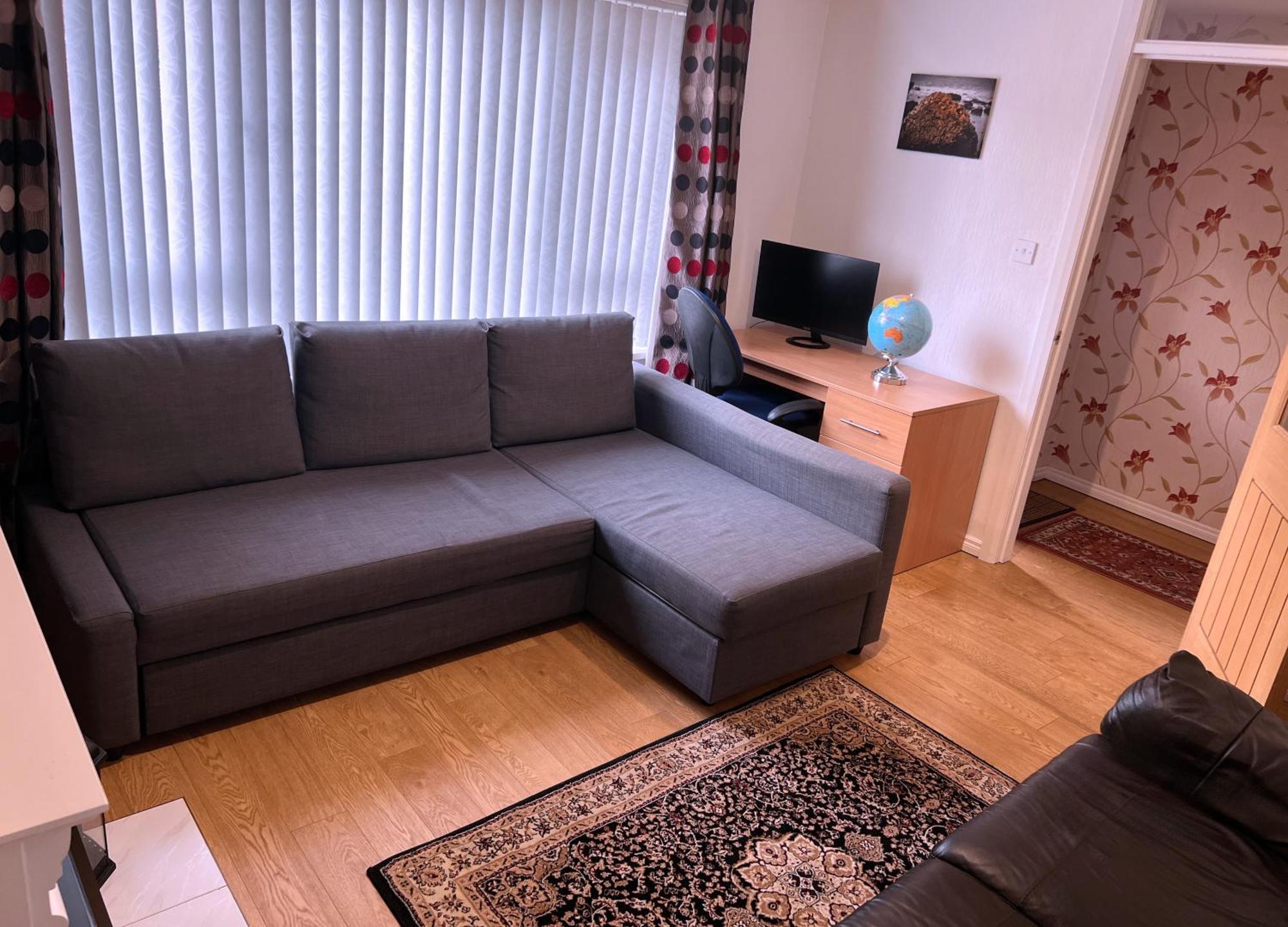 3 Bedroom House Near City Centre ベルファスト エクステリア 写真